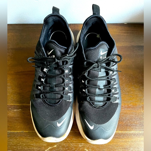 mens nike air max axis running shoes